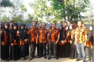 PAC PP Luragung berfoto bersama seusai pelantikan.